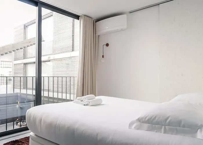 Apartment 7 Gaia Roaster