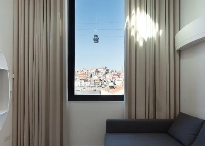 7 Gaia Roaster Apartment *