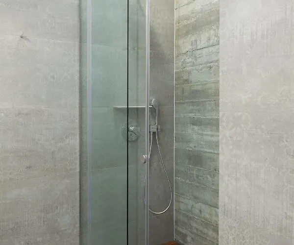 7 Gaia Roaster Apartment